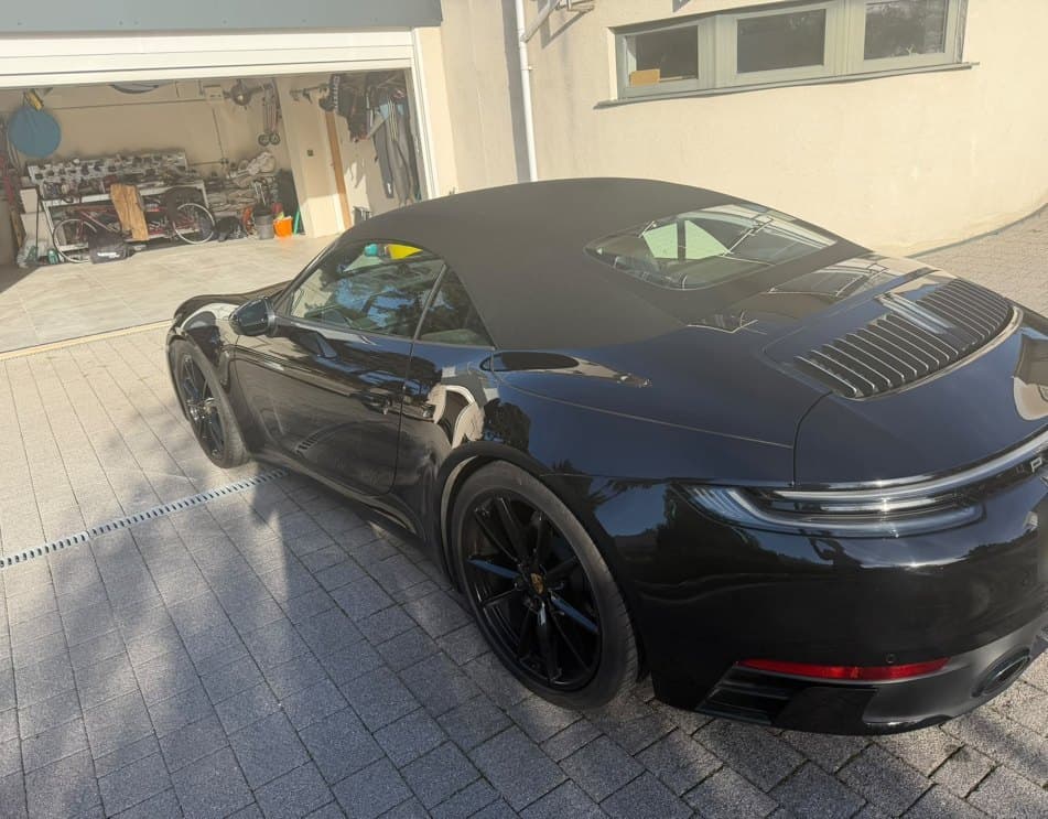 Porsche 911 Carrera 4 Cabriolet