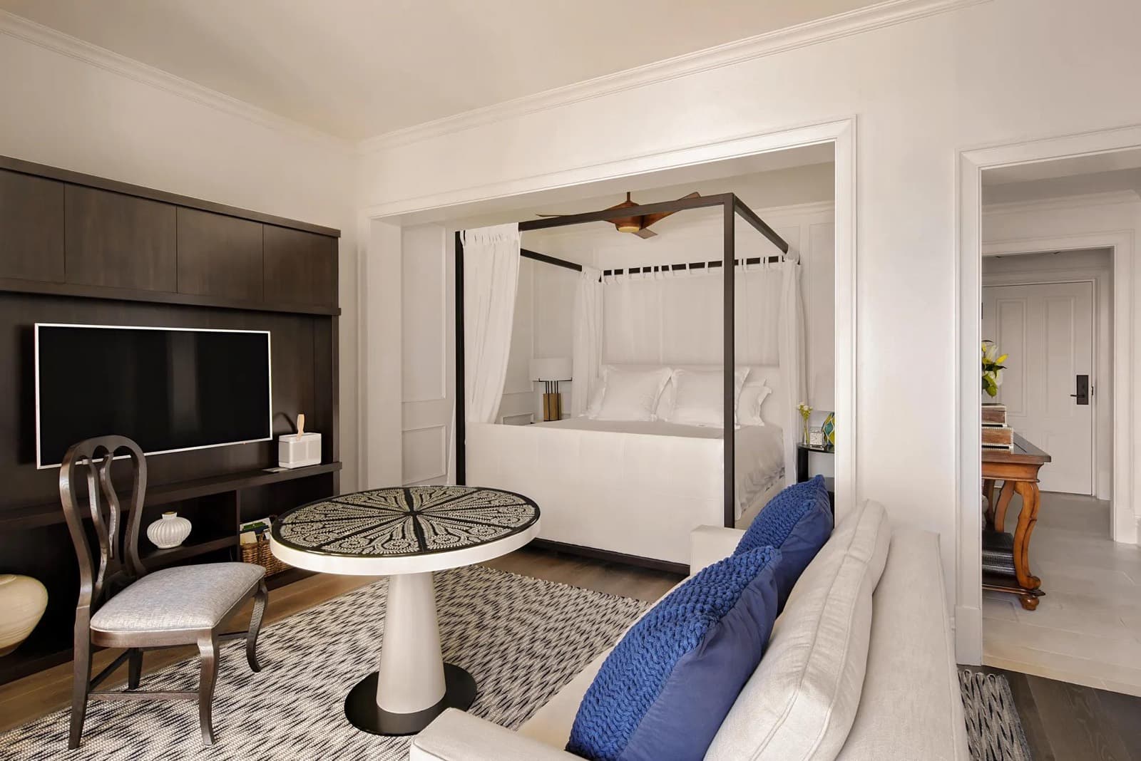 Rosewood Bermuda — Harbour View King Room