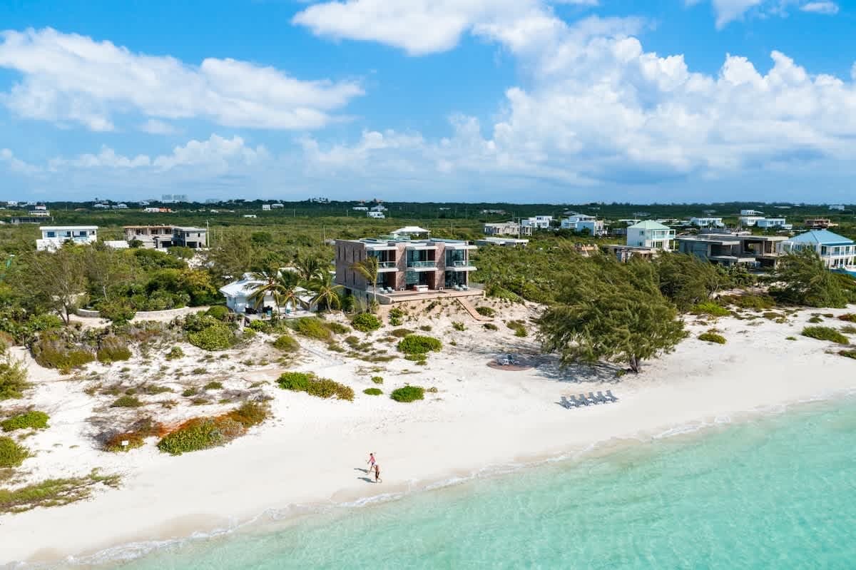 Villa Umi — Six Bedrooms